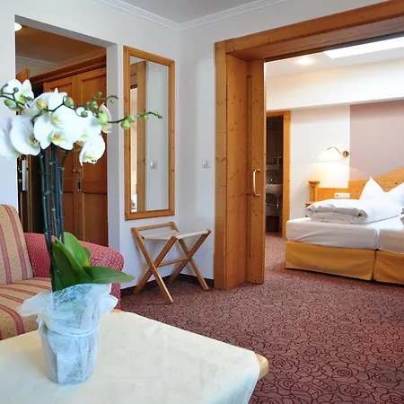 Alpenrose Hotel