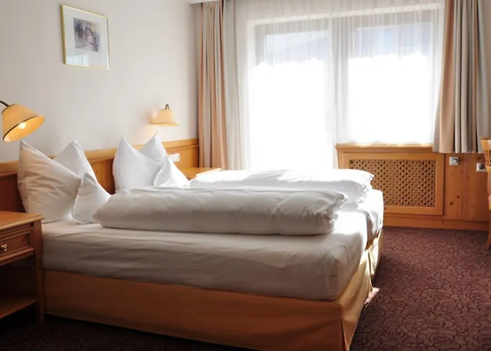 Alpenrose Hotell 4*