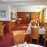 Szálloda Alpenrose 4*